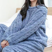 Dames pyjama set – fleece ribstof met oversized pasvorm & wijde broek