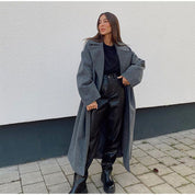 Lange dames jas wol – dubbel geknoopt & elegant voor herfst en winter
