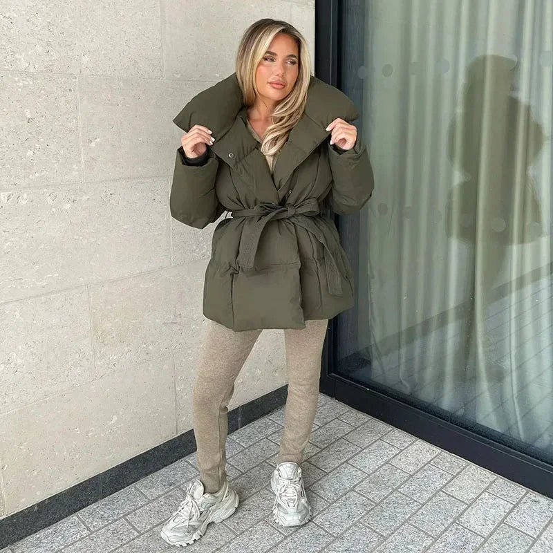 Mara – Elegante gewatteerde damesjas | Trendy winterparka met ceintuur & chique uitstraling