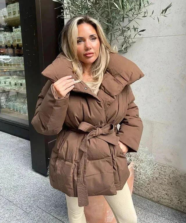 Gewatteerde pufferjas dames – korte getailleerde winterjas met ceintuur