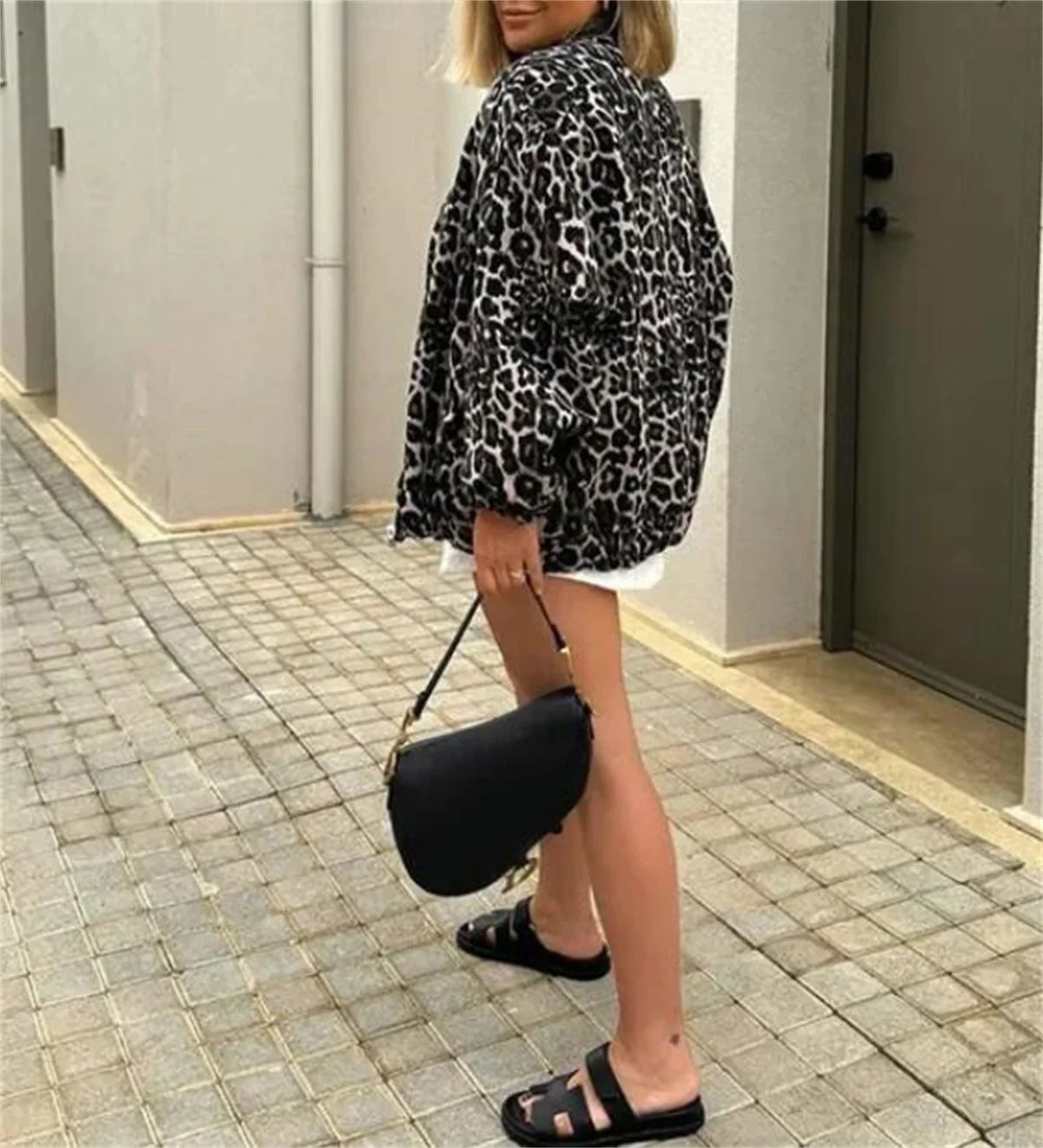 Leo dames bomberjas – trendy luipaardprint jas met ritssluiting en comfortabele pasvorm