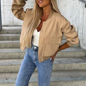 Dames bomberjack – relaxed fit cropped model met ribboorden & drukknoopsluiting