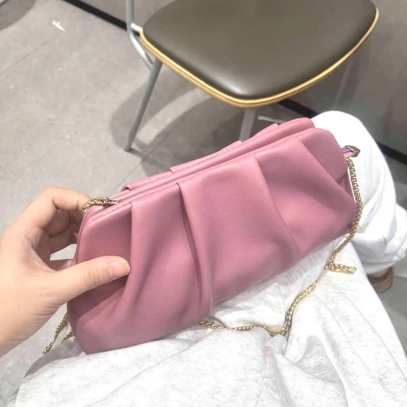 Avondtas – Geplooide Metallic Clutch met Afneembare Ketting
