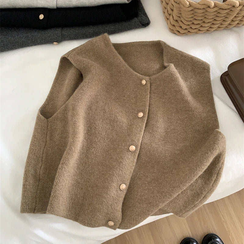 Merinowollen Damesgilet – Solveig | Warm Gebreid Gilet met Tijdloos Design