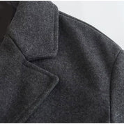 Lange dames jas wol – dubbel geknoopt & elegant voor herfst en winter