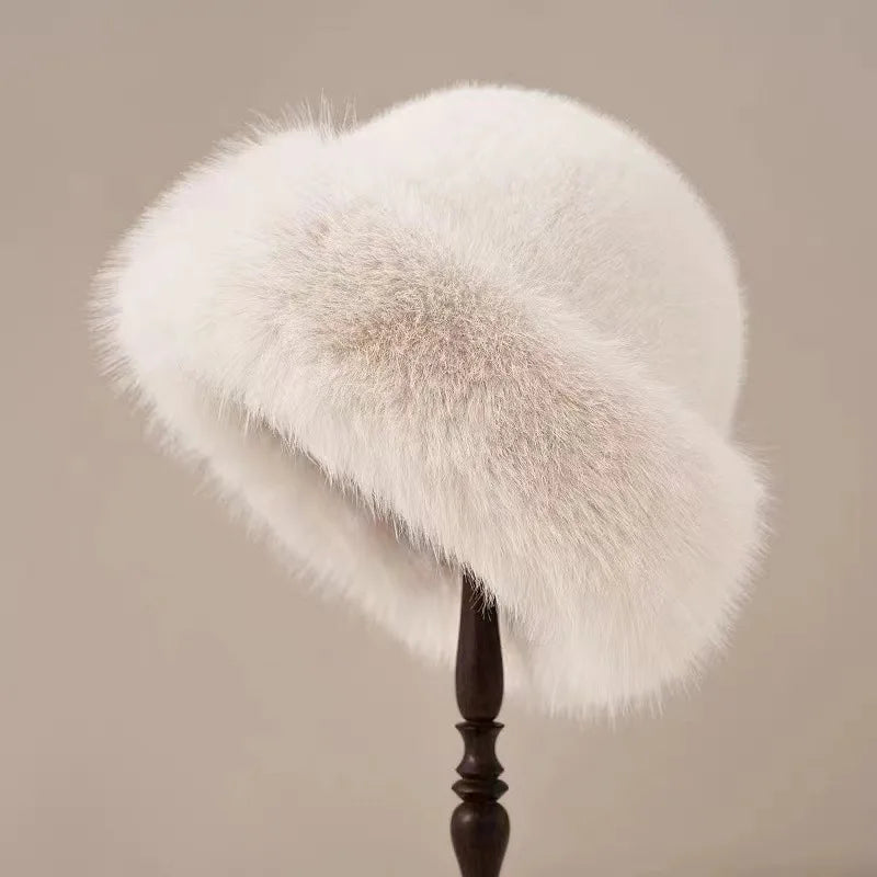 Imitatiebont Damesmuts – Luxe Warme Wintermuts met Modieuze Afwerking