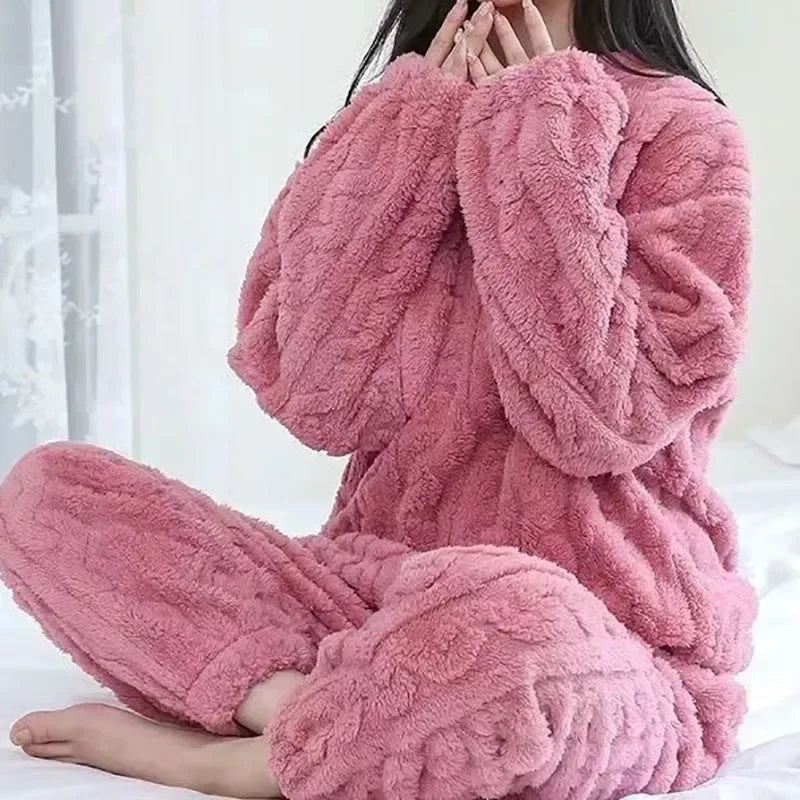 Dames pyjama set – fleece ribstof met oversized pasvorm & wijde broek