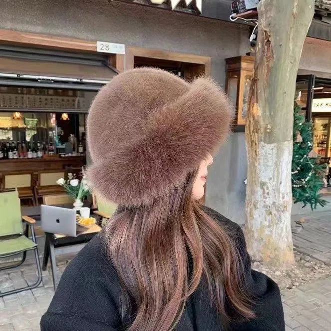 Imitatiebont Damesmuts – Luxe Warme Wintermuts met Modieuze Afwerking