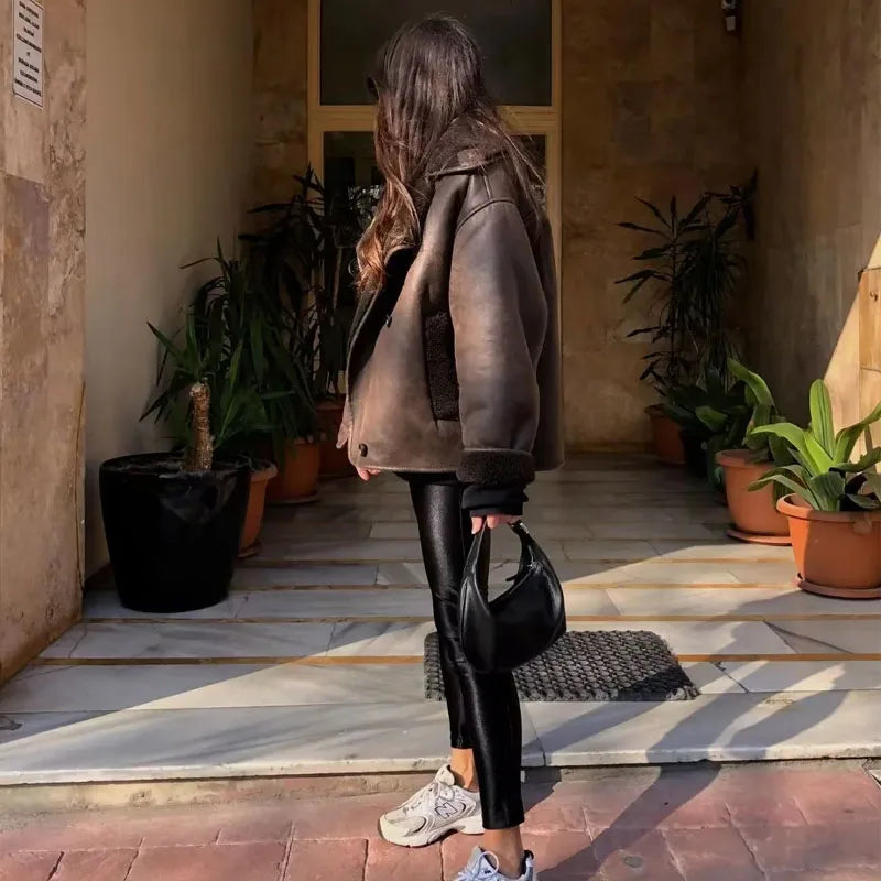 Amy bruine leren jas met fleece voering – vintage stijl & warmte