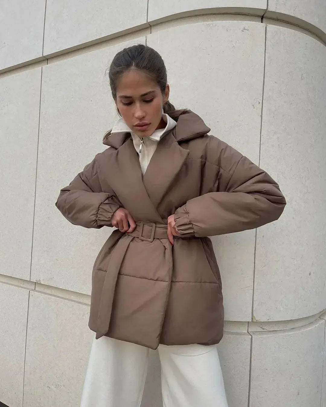 Senna pufferjack dames met ceintuur – warm & stijlvol winterjack