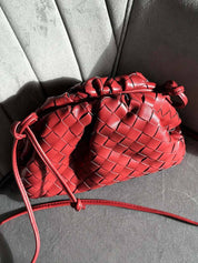 Pouch Bag – Gevlochten Design met Trekkoordsluiting voor Avonden en Events