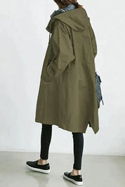 Regenjas voor Dames – Waterafstotende Jas met Capuchon, Knoopsluiting & Losse Pasvorm