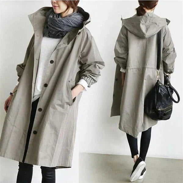 UrbanShield-Trendsetter-Regenmantel-in-Ubergrosse-Leyna-Moda_b9f99c7c-8645-4c95-af80-92974ca8e916.webp