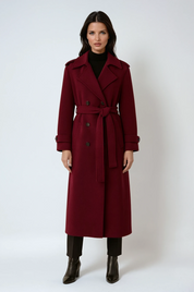 Lola dames winterjas – stijlvolle burgundy mantel met ceintuur en double-breasted design