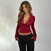 Dames top met kant – elegant lang mouw shirt met V-hals en aangesloten pasvorm