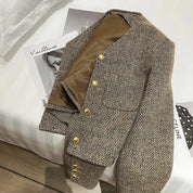 Cropped dames jasje – korte jas zonder kraag met gouden knopen