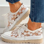Dames casual schoenen – lichte veterschoenen met bloemenborduring