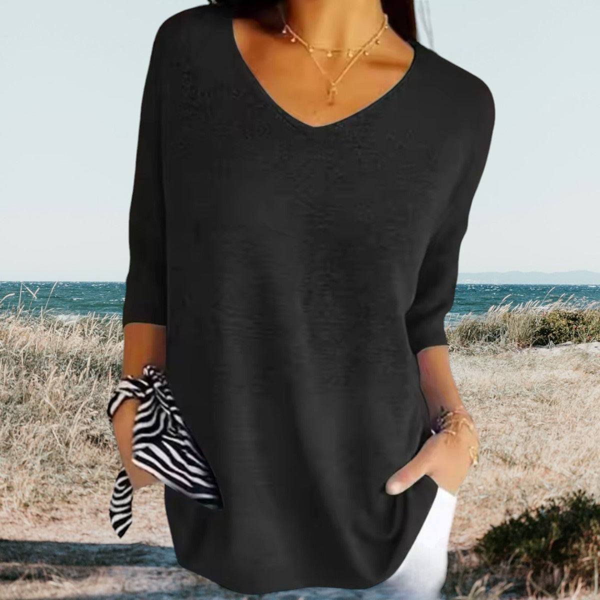 Gerda | Zomerse V-Hals Top – Luchtig, Elegant & Comfortabel