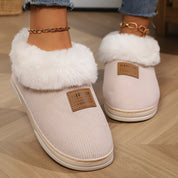 Beige dames pantoffels – knusse bontgevoerde sloffen met antislipzool