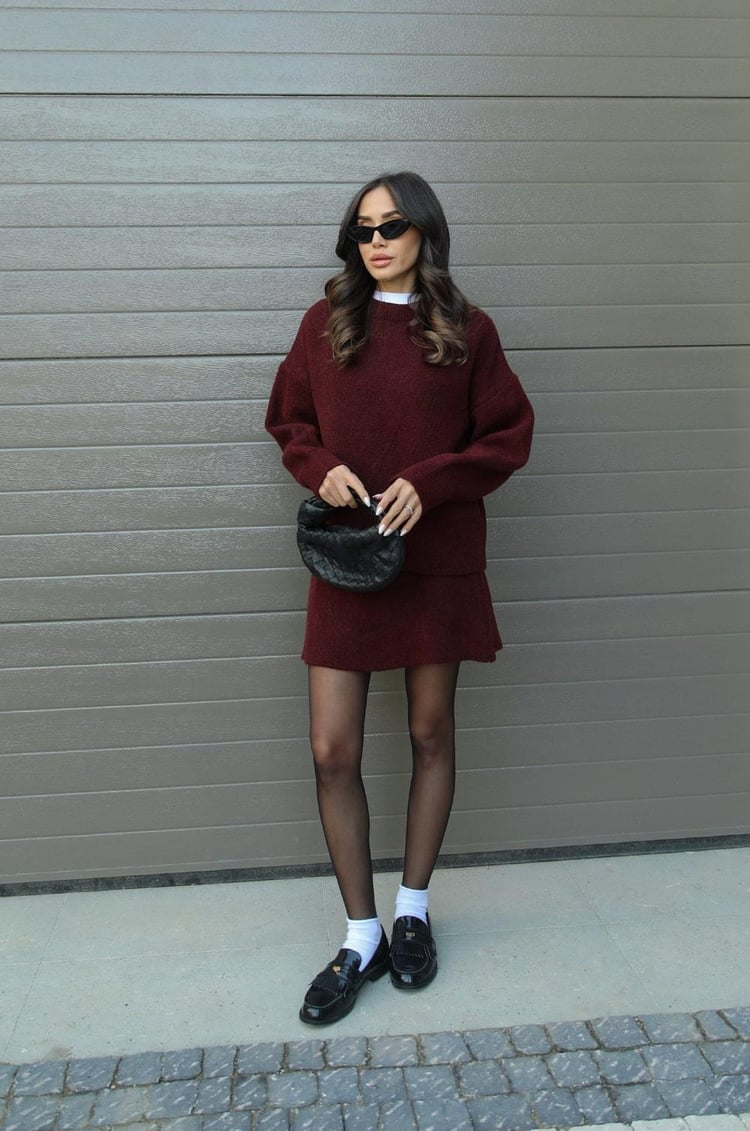 Herfst winter set dames – trui met bijpassende rok in bordeaux