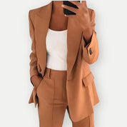 Dames blazer en pantalon set – elegante Loravelle damespak in meerdere kleuren