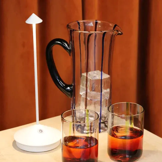 ClarityGlow – Draadloze LED Tafellamp | Dimbare Designlamp voor Binnen & Buiten