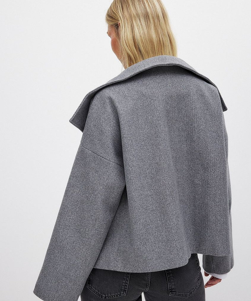 double_breasted_short_coat_1018-008758-03662603.jpg