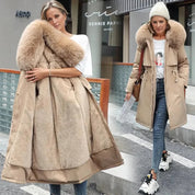 Warme dames winterjas – elegante mantel met zachte bontkraag
