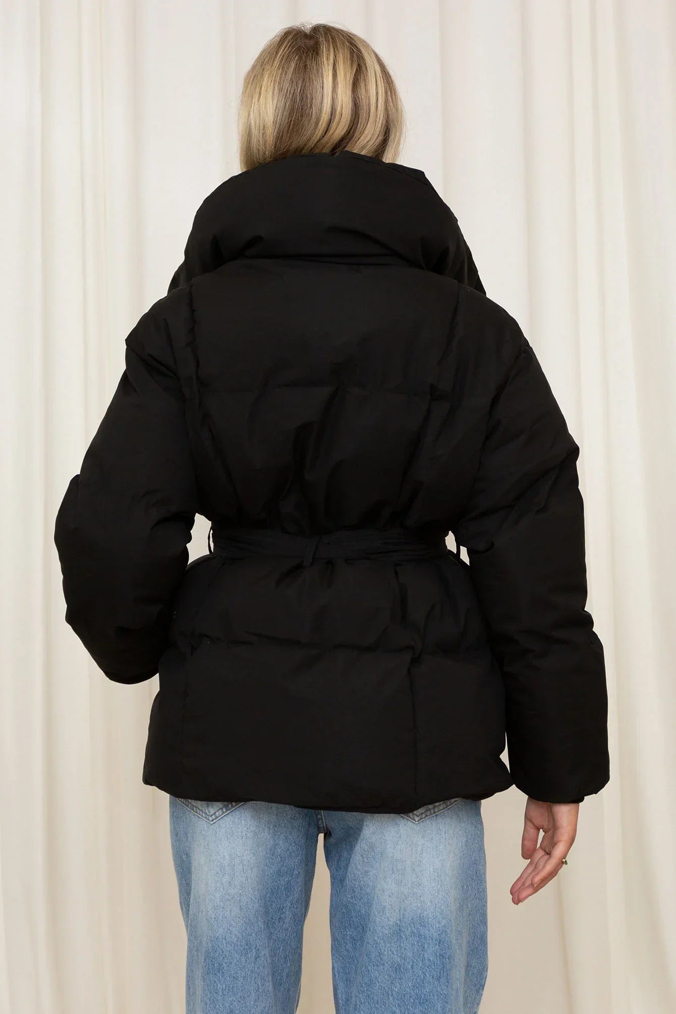 Mara – Elegante gewatteerde damesjas | Trendy winterparka met ceintuur & chique uitstraling