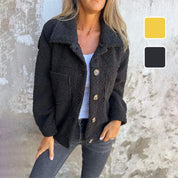 Mila Stijlvolle Herfstjas – Elegante en Warme Damesjas met Knopen