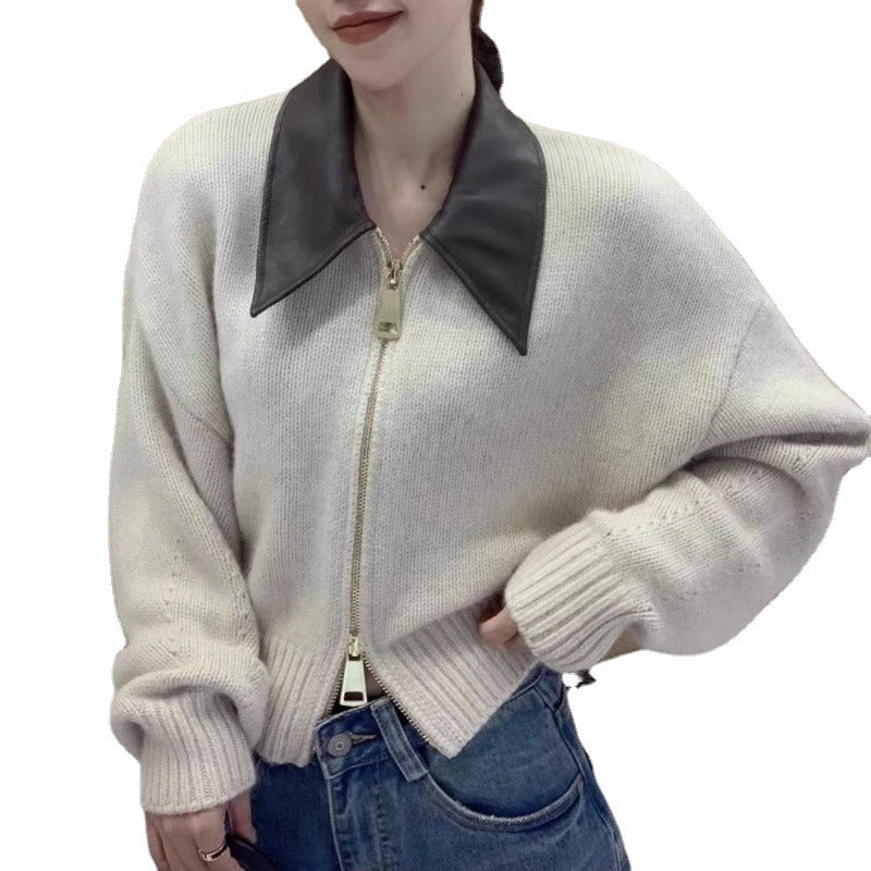 Dames gebreid vestjack – cropped model met leren kraag & ritssluiting