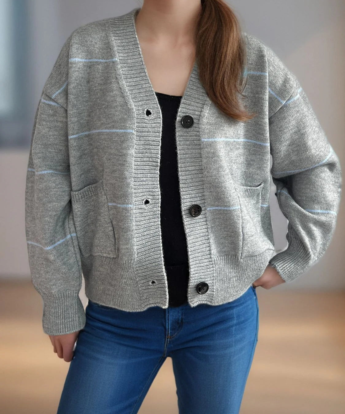 Dames vest gestreept – losse pasvorm met V-hals & opgestikte zakken
