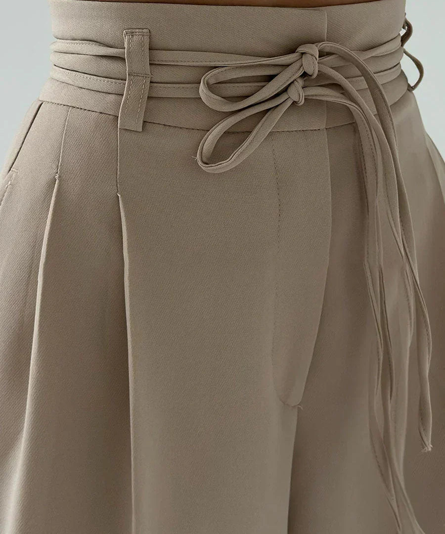 janebroek2_f45fe705-58f0-4943-8217-d77404e6d70d.webp