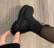 Dames Platform Chelsea Enkellaarsjes – Liora | Warme Voering, Vegan Leer en Gripzool