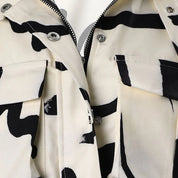 Dames Cropped Bomberjack – Kort Zomerjack met Knopen, Zakken en Opstaande Kraag