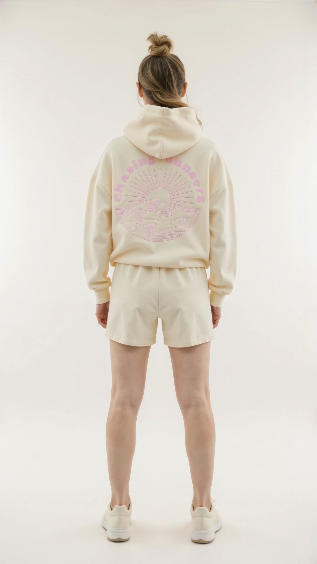 Abigail hoodie dames – geborduurde trui met capuchon en tropisch design