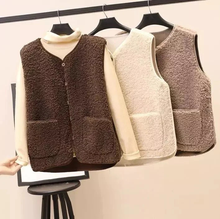 Dione pluche gilet – stijlvol en zacht mouwloos vest voor dames