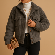 Oversized jas dames Milou – zachte stof met parelknopen & boxy fit