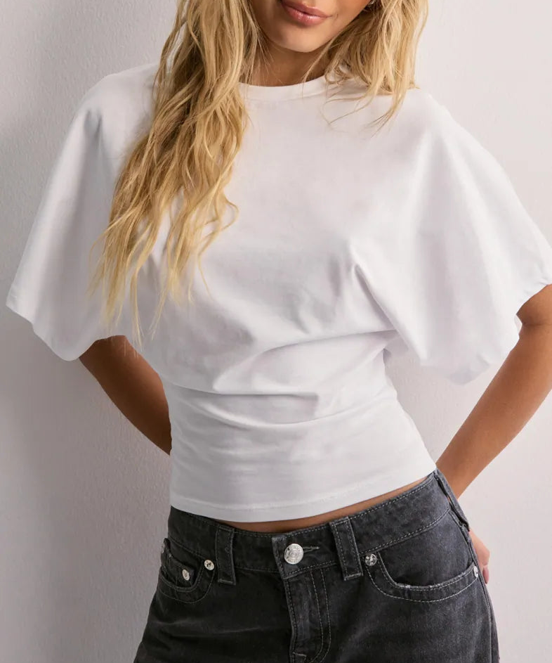 Amaya T-shirt Dames – Trendy Top met Wijde Mouwen & Getailleerde Pasvorm