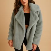 Pluche wintermantel dames Yara – warme jas met reverskraag & elegant design
