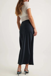 Satijnen Midi-Rok Dames – Elegante Rok met Hoge Taille en Glanzende Afwerking