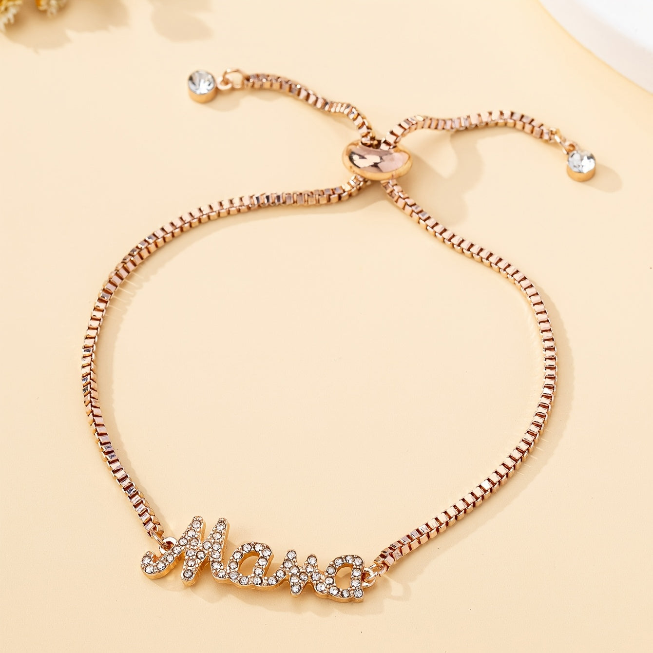 Mama letter bedelarmband – stijlvol met nepdiamanten, ideaal Moederdag cadeau