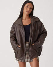 Oversized leren dames jas – losse zomerjas met tijdloos design
