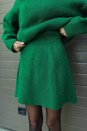 Herfst winter set dames – trui met bijpassende rok in bordeaux