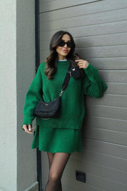 Herfst winter set dames – trui met bijpassende rok in bordeaux