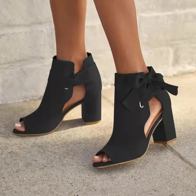 Romee | Chic Tie-Up Enkellaarsjes | Elegante Blokhak met Strikdetail